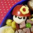 お花でおめかし♪うずらできのこちゃん