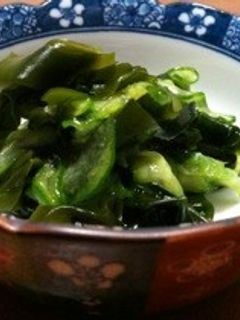 簡単!わかめとキュウリの酢の物-レシピのメイン写真
