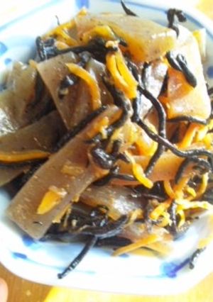 こんにゃくとひじきの炒め煮-レシピのメイン写真