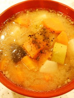 ひき肉で簡単♡こくうま豚汁-レシピのメイン写真