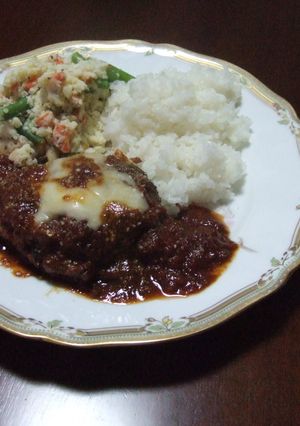 牛スジ入りデミグラ煮込みハンバーグ-レシピのメイン写真