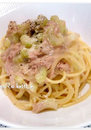 セロリとツナの簡単クリームパスタ-レシピのメイン写真