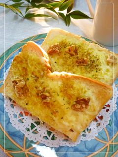 胡桃とチーズのカレー風味のトースト-レシピのメイン写真