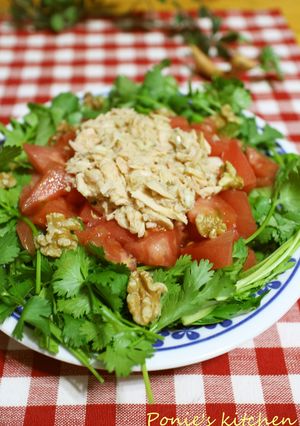 セロリとトマトとシーチキンのタイ風サラダ-レシピのメイン写真