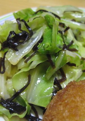 シリコンスチーマーで塩昆布キャベツ-レシピのメイン写真