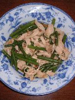 鶏肉とにんにくの芽の梅あえ-レシピのメイン写真