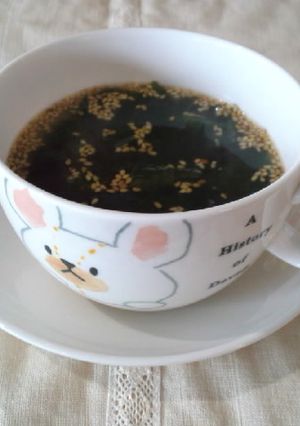 お湯を注ぐだけ♪ダシダわかめスープ-レシピのメイン写真