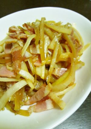 大根の皮とベーコンのカレーきんぴら風-レシピのメイン写真
