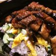 マヨきゅうりのさっぱりと絶妙なうなぎ丼!