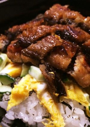 マヨきゅうりのさっぱりと絶妙なうなぎ丼！-レシピのメイン写真