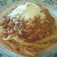 具だくさんのミートソースパスタ