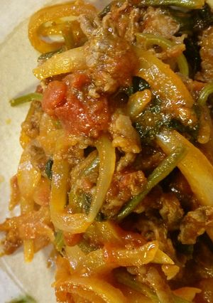 薄切り牛肉と野菜のトマト煮込み-レシピのメイン写真