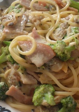 ブロッコリーとあさりのチーズパスタ-レシピのメイン写真