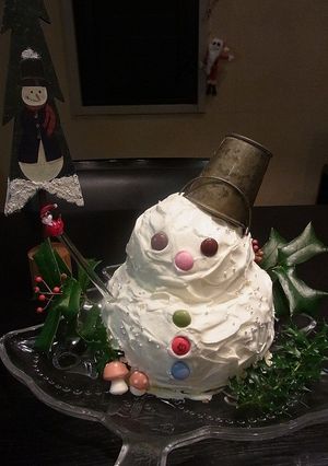 いちごムースで雪だるまクリスマスケーキ❄-レシピのメイン写真