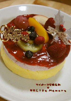 フルーツデコのクリスマスムースケーキ-レシピのメイン写真