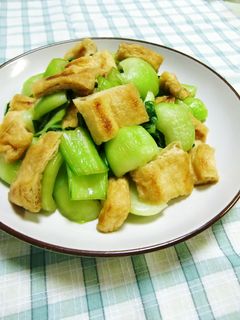 すぐ一品☆チンゲン菜と油揚げの麺つゆ炒め-レシピのメイン写真
