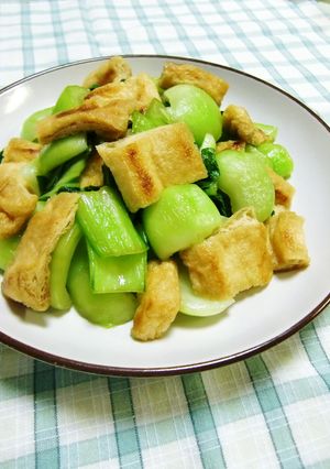 すぐ一品☆チンゲン菜と油揚げの麺つゆ炒め-レシピのメイン写真