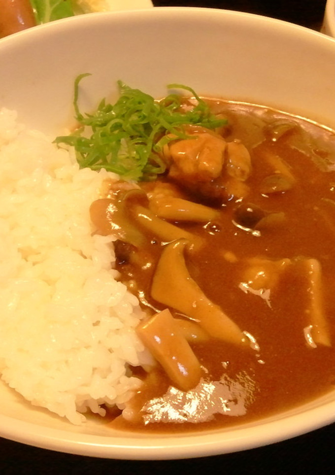 鶏肉ときのこの和風カレー-レシピのメイン写真