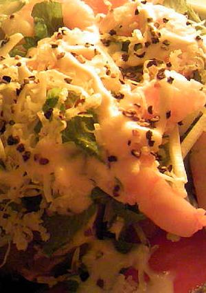 エビとセロリとトマトとチーズのマヨサラダ-レシピのメイン写真