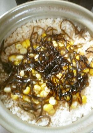 土鍋でとうもろこしご飯-レシピのメイン写真