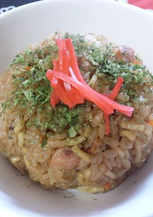 炊飯器で簡単♪そば飯風炊き込みご飯-レシピのメイン写真