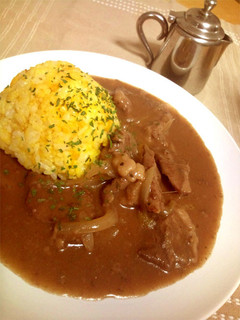 簡単♡牛肉と玉ねぎのビーフストロガノフ-レシピのメイン写真