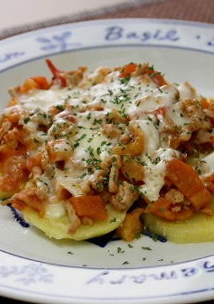 ジャガイモのキムチひき肉チーズ焼き-レシピのメイン写真