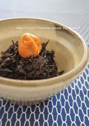 梅＆鰹風味がたっぷりの芽ヒジキの簡単煮-レシピのメイン写真
