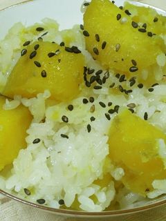 サツマイモでもちもちおこわ♪-レシピのメイン写真