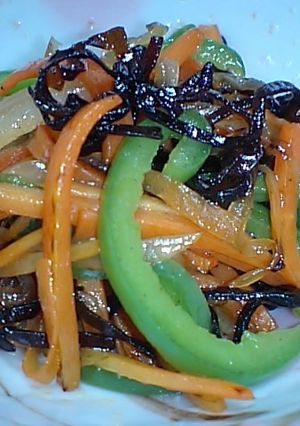 にんじんピーマンの塩昆布炒め-レシピのメイン写真