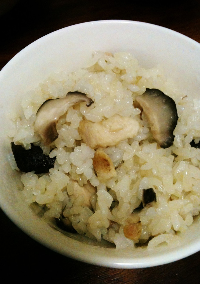簡単で感動の味☆鶏と椎茸の塩炊き込みご飯-レシピのメイン写真