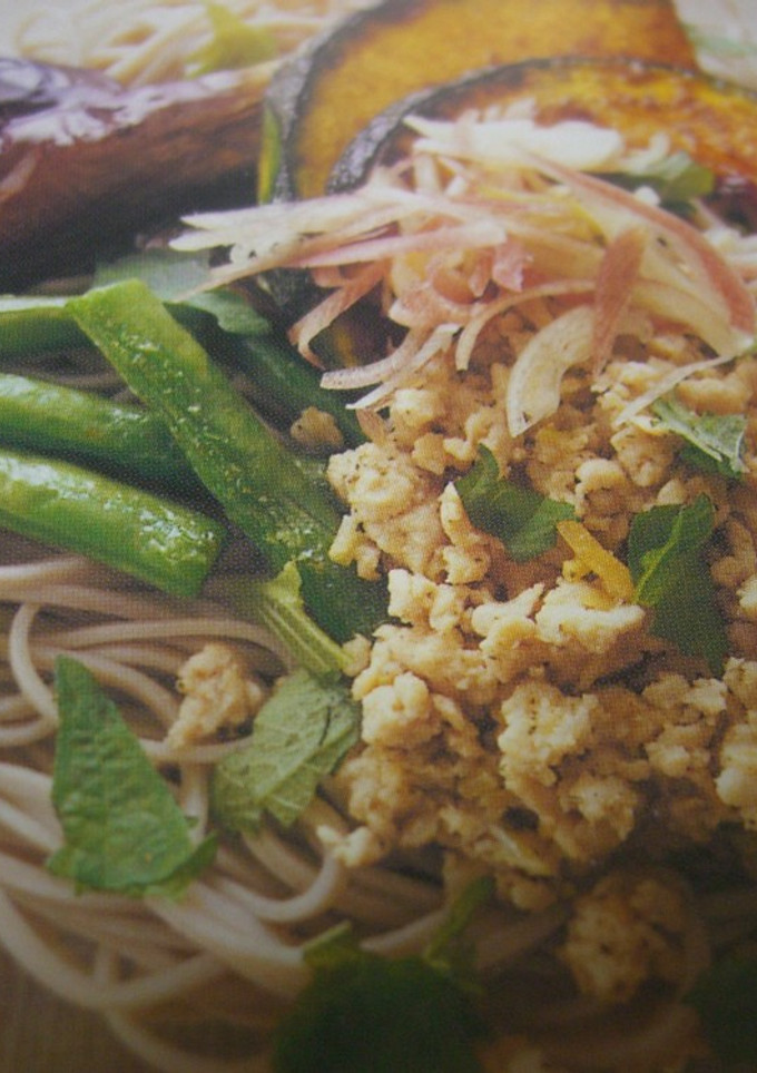 焼き野菜のせそぼろそば-レシピのメイン写真