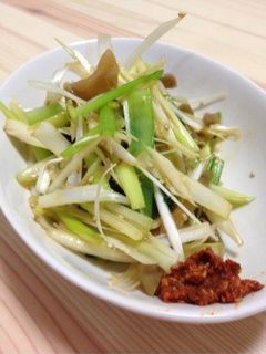 簡単!葱と小松菜の旨旨おつまみ。-レシピのメイン写真