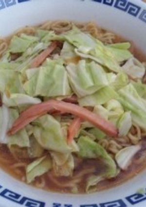 食感が楽しいキャベチャラーメン-レシピのメイン写真