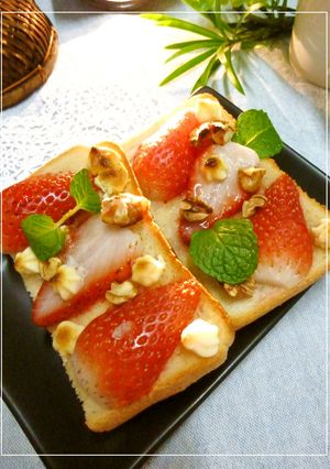 塩胡桃×白チョコいちごトースト-レシピのメイン写真