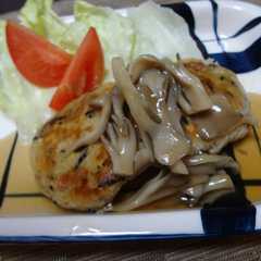 รูปของ 余ったひじきで！豆腐ハンバーグ