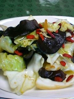 黒キクラゲとキャベツの炒め物-レシピのメイン写真