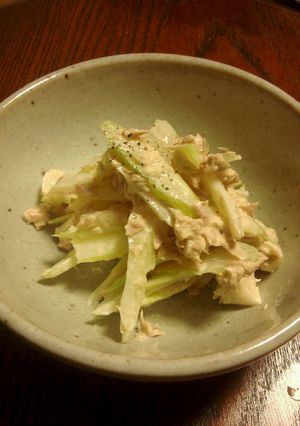 セロリとツナマヨの簡単サラダ-レシピのメイン写真