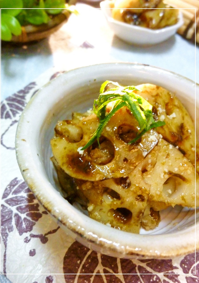 蓮根の梅・わさび・大葉風味の海苔和え-レシピのメイン写真
