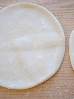 A picture of モチモチやみつきっ♪手作り水餃子の皮.