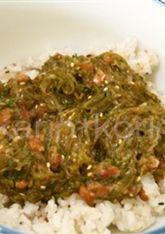 ひとりごはん＊めかぶ納豆の青のり和え-レシピのメイン写真