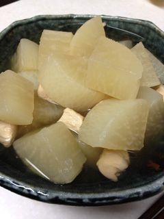 **ほっこり甘い大根と鳥の煮物**-レシピのメイン写真