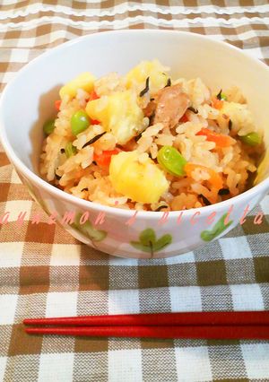 ツナじゃが炊き込みご飯-レシピのメイン写真