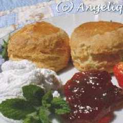 รูปของ 外はさくさく中はふんわり♪スコーン scones
