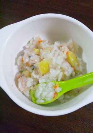 【離乳食後期】たっぷり野菜とツナのおじや-レシピのメイン写真