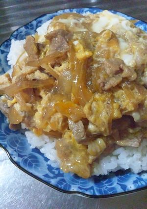 ＊豚バラ薄切り肉のふんわり卵丼＊-レシピのメイン写真