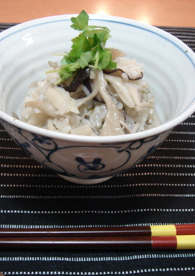 松茸の香り！きのこ炊き込み御飯-レシピのメイン写真