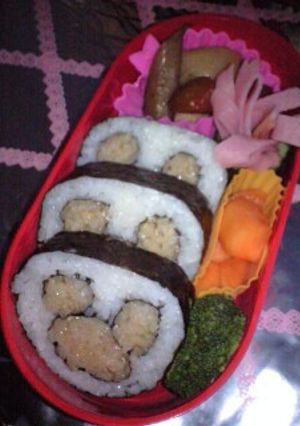 ミッキーの海苔巻き〈キャラ弁〉-レシピのメイン写真