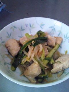 簡単☆鶏肉ときゅうりの中華風炒め物-レシピのメイン写真
