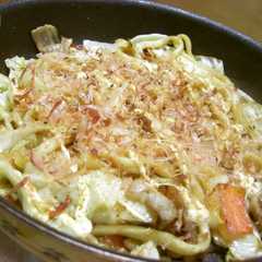 รูปของ ☆白だしで簡単に!!旨焼きうどん☆彡